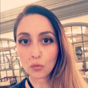 Meet your Posher, Rose